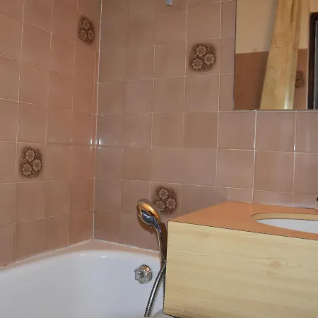 Daire Joli Proche Centre, 4 Pers, Balcon - Fr-1-464-173 *